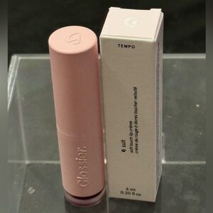 Glossier G Suit Soft Touch Lip Crème in Shade Tempo